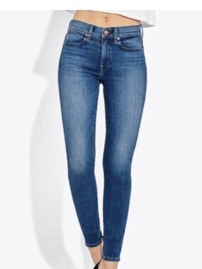 AYR Chiller Jeans in Sunrise Blue Denim Skinny Inseam 26 / Waist Size 28